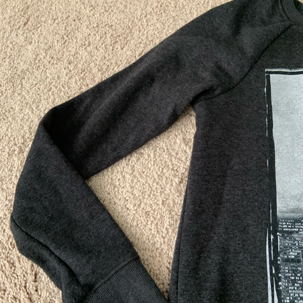 NYC Sweatshirt - Picture 4 of 6